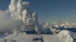 Chile’s Hudson volcano forces residents to flee