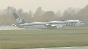 Polish pilot hailed a hero after 767 lands on its belly