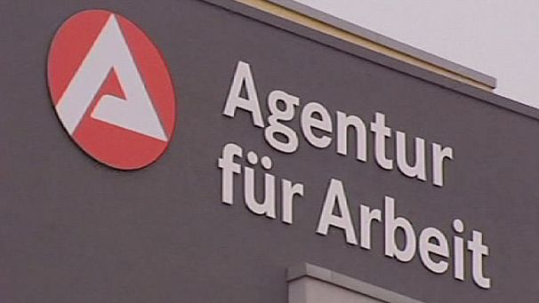 German jobless rises