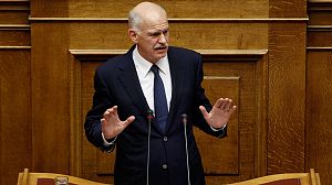 Grèce : Papandréou poussé vers la porte de sortie