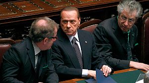 Hollow victory pushes Berlusconi towards the exit door