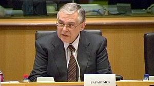 Grèce : Papademos successeur de Papandreou?