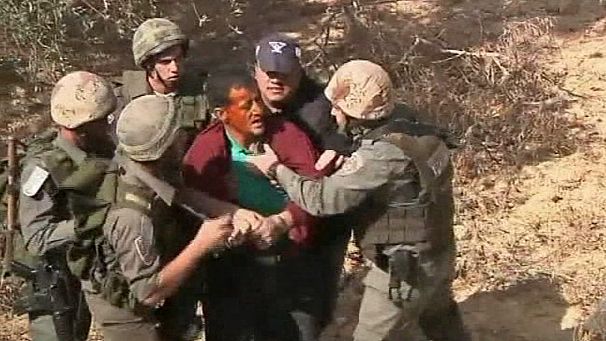 Violent scuffles at West Bank border