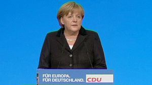 Merkel calls for political union in Europe