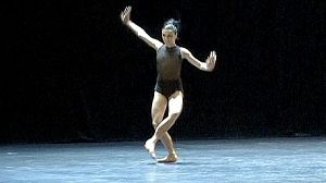 Bolshoi dance pair defect to St Petersburg