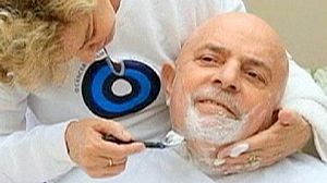 Brazil’s cancer-ill Lula shaves his hair