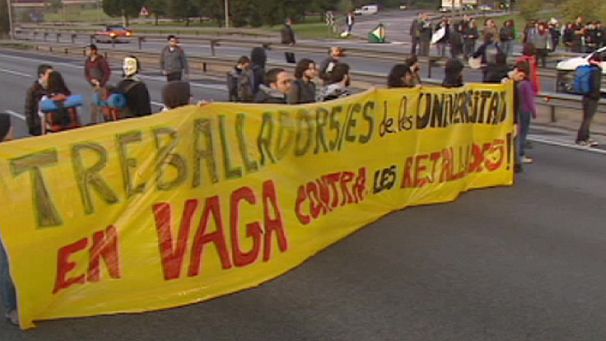 Highway student protest in Spain