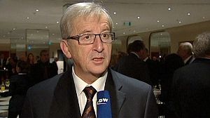 Juncker lashes out at UK over euro advice