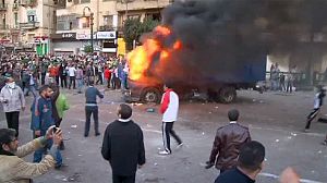 Police and protesters clash in Cairo’s Tahrir Square