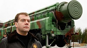 Russia threatens to deploy missiles in row with US