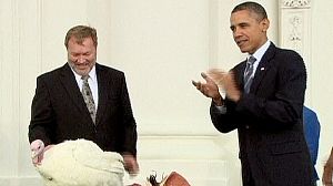 Thanksgiving : Obama gracie deux dindes “Liberty” et “Peace”