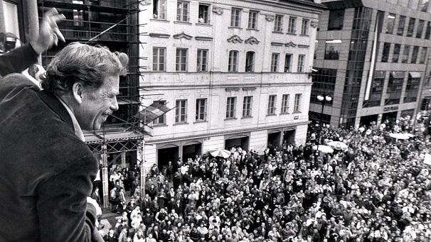 Vaclav Havel – from pensmith to president