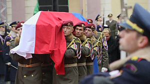 Czechs honour Havel in Prague procession