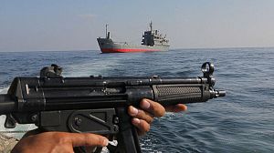 US warns Iran over threat to close vital oil route