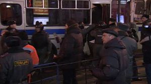 Russia cracks down on anti-Putin protest