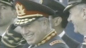 La dictature Pinochet rebaptisée en régime militaire dans les manuels chiliens