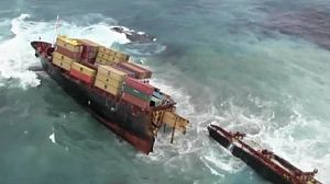 Stricken cargo ship breaks up off New Zealand