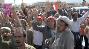 Yémen: les anti-Saleh fustigent le projet de loi d’amnistie pour le président sortant