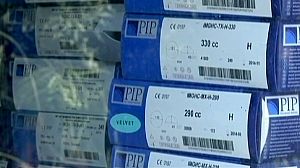 El organismo certificador TÜV contra las cuerdas por el caso de las prótesis mamarias