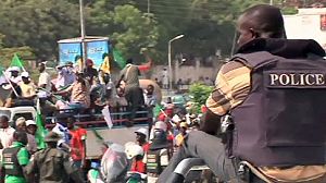 Nigeria: sciopero a oltranza per il caro-benzina