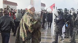 Demonstrators detained after clashes in Kosovo
