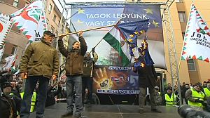 Hungary: Far-right burns EU flag and demands exit from bloc