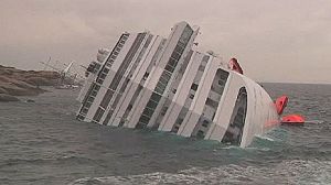 Reprise des recherches sur le Costa Concordia, une marée noire menace