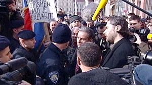 Clashes on eve of Croatia’s EU referendum