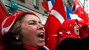 Génocide arménien : Alain Juppé appelle la Turquie “au sang-froid”   