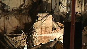 Search for victims after buildings collapse in Rio