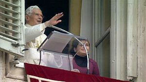 Pope releases doves of peace for the Holy Land
