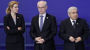 EU leaders in key Brussels debt summit