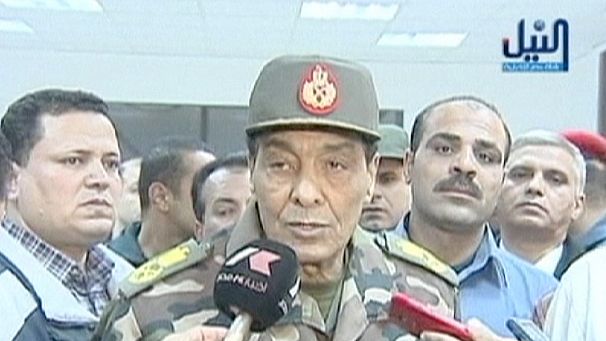 المشير طنطاوي يطلب تحقيقا في أحداث ملعب بور سعيد ويتوعد بالعقاب