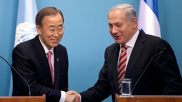 Sapatos atirados a Ban Ki-Moon em Gaza