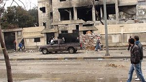 Syrian tanks step up shelling of Homs