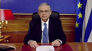 Grecia: appello televisivo del premier, oggi il Parlamento approva il piano
