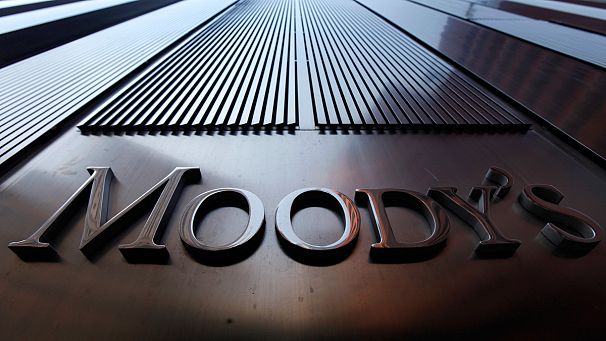 Moody’s threatens UK and French credit ratings