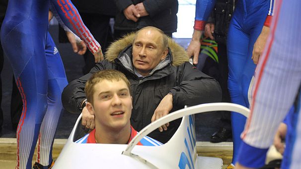 Putin bobsleds in Olympic training centre