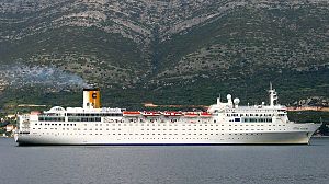 Italian cruiser rescued by French fishing vessel