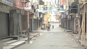 India unions strike in protest at cost of living