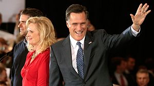 Romney wins Michigan and Arizona primaries