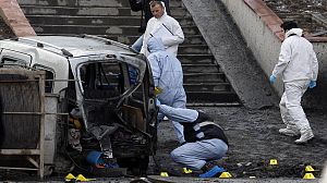 Bomb targets police in Istanbul – 16 wounded