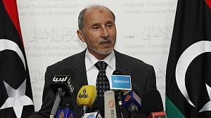 Tripoli warns east over autonomy bid