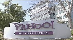 Yahoo! fa causa a Facebook