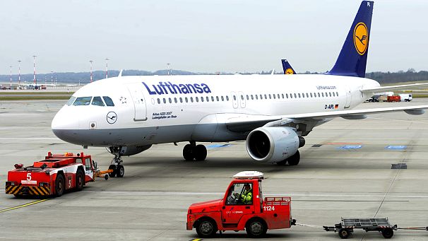 Lufthansa reduce su previsión de beneficios