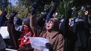 Tunisian protesters call for Sharia law