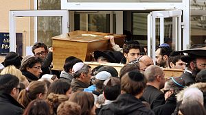 Police fear Toulouse gunman will strike again