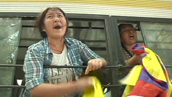 Tibetan protesters clash with Indian police