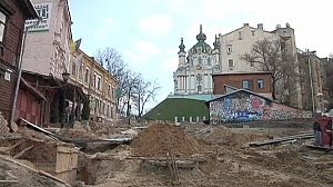Protests in Kiev over the demolition of historic buildings