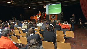 Pirate Parties debate strategy